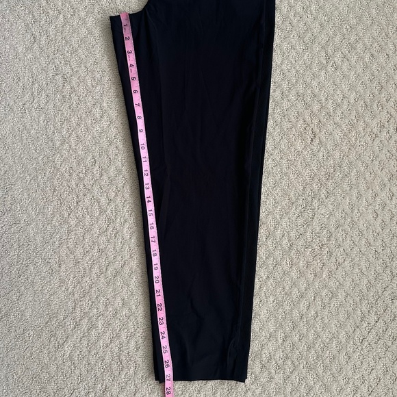 Athleta Brooklyn Mid Rise Ankle Pant Black 8 Athleisure Lightweight Travel - Picture 16 of 16